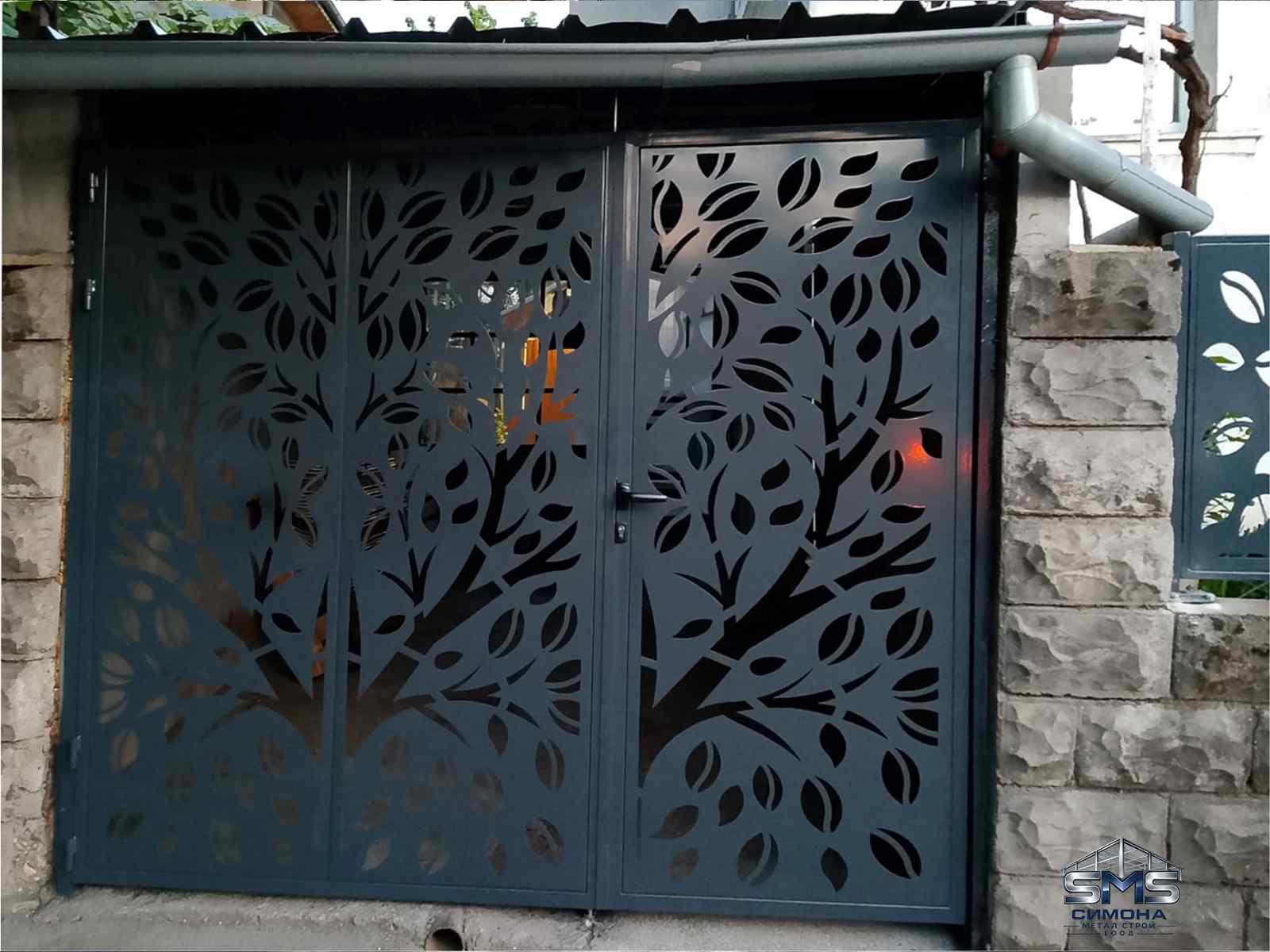 Dekorativen metalen portal Dekorativen metalen portal